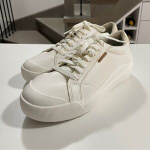 Dr Scholls Women's Time Off Platform Sneakers (Women’s 6.5)